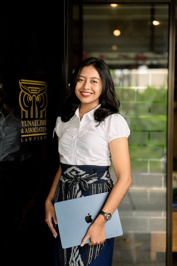 I Gusti Ayu Nyoman Widyanti Arista Paramastri, S.H. (Arista)